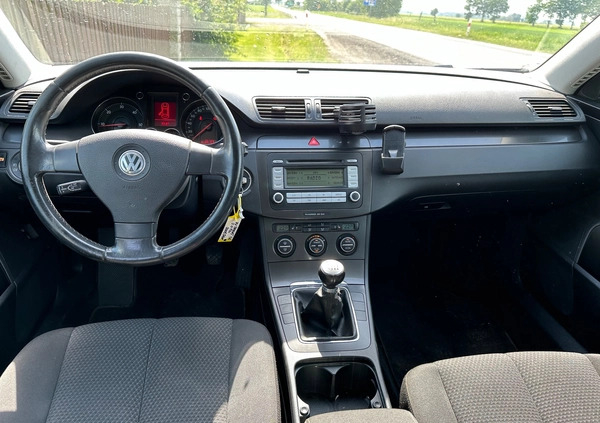 Volkswagen Passat cena 15900 przebieg: 267000, rok produkcji 2007 z Kcynia małe 37